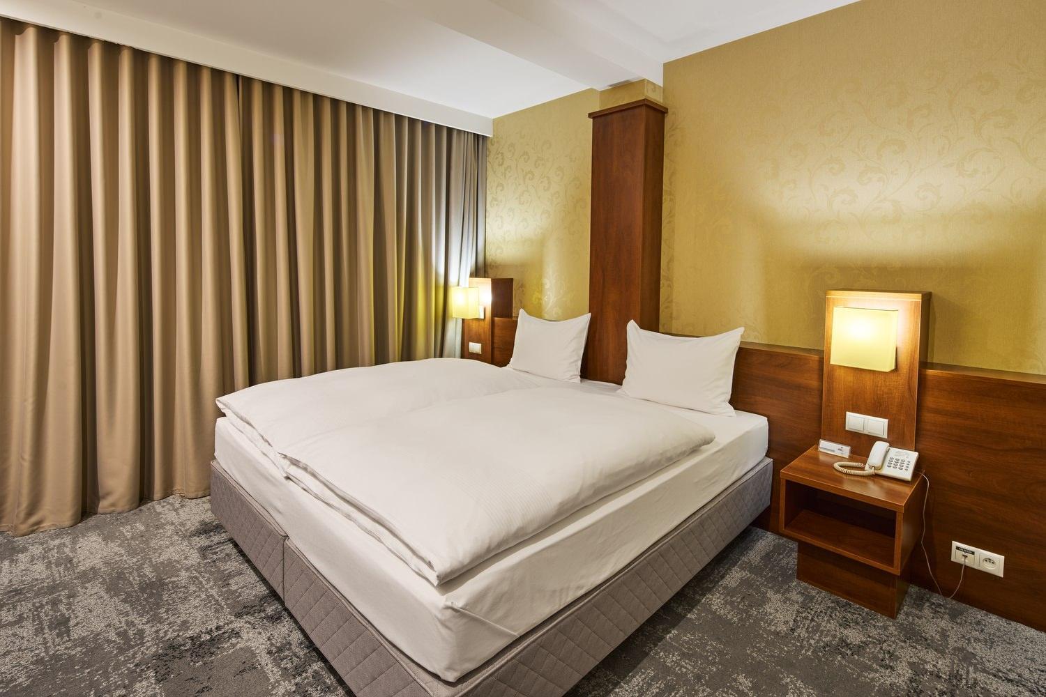Hotel Na Polboru Sieradz Luaran gambar