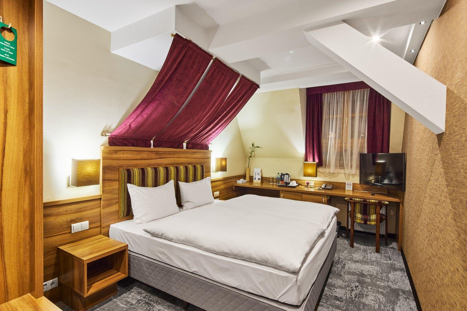 Hotel Na Polboru Sieradz Luaran gambar
